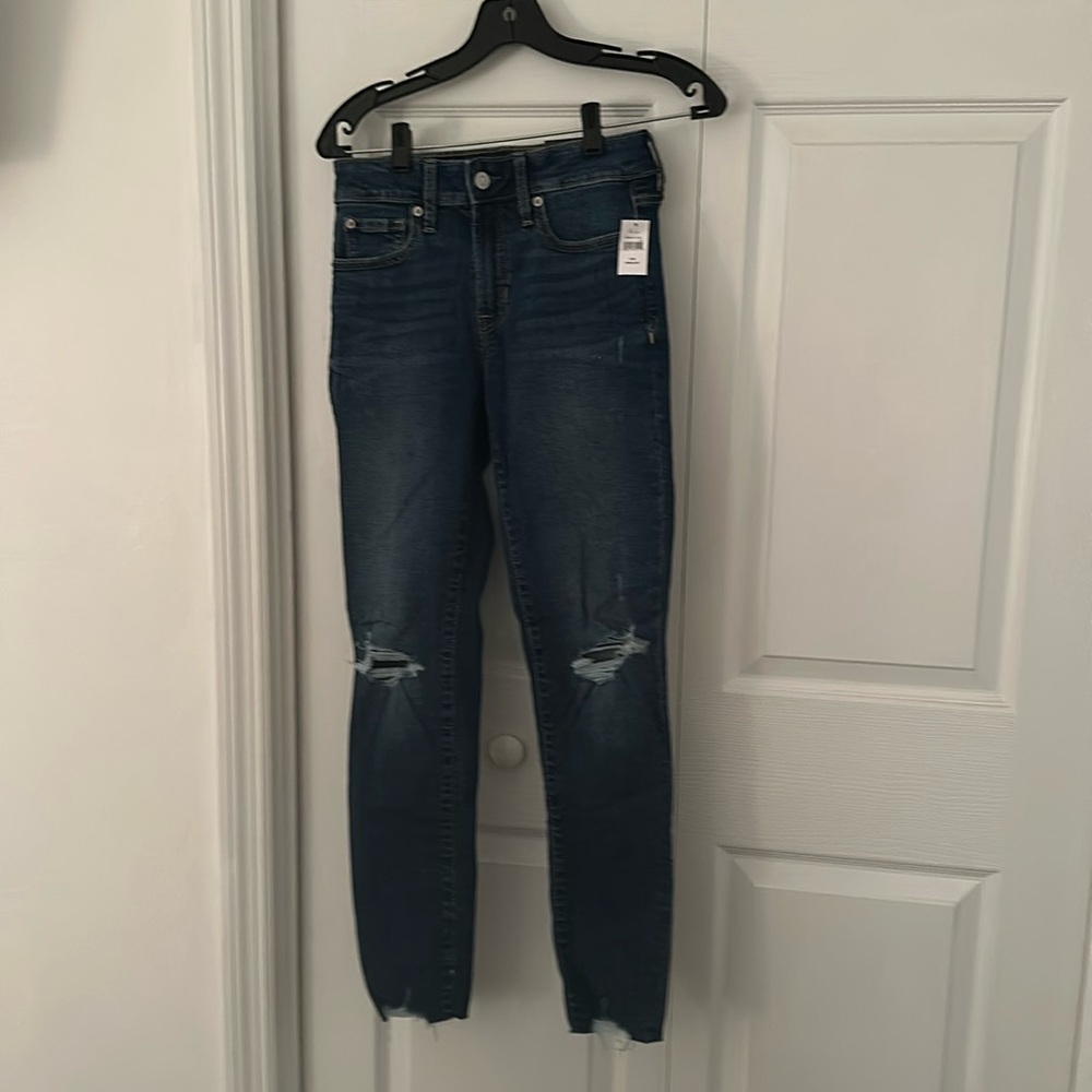 NWT Gap Jean Legging Distressed Knees & Bottom Sz 2
